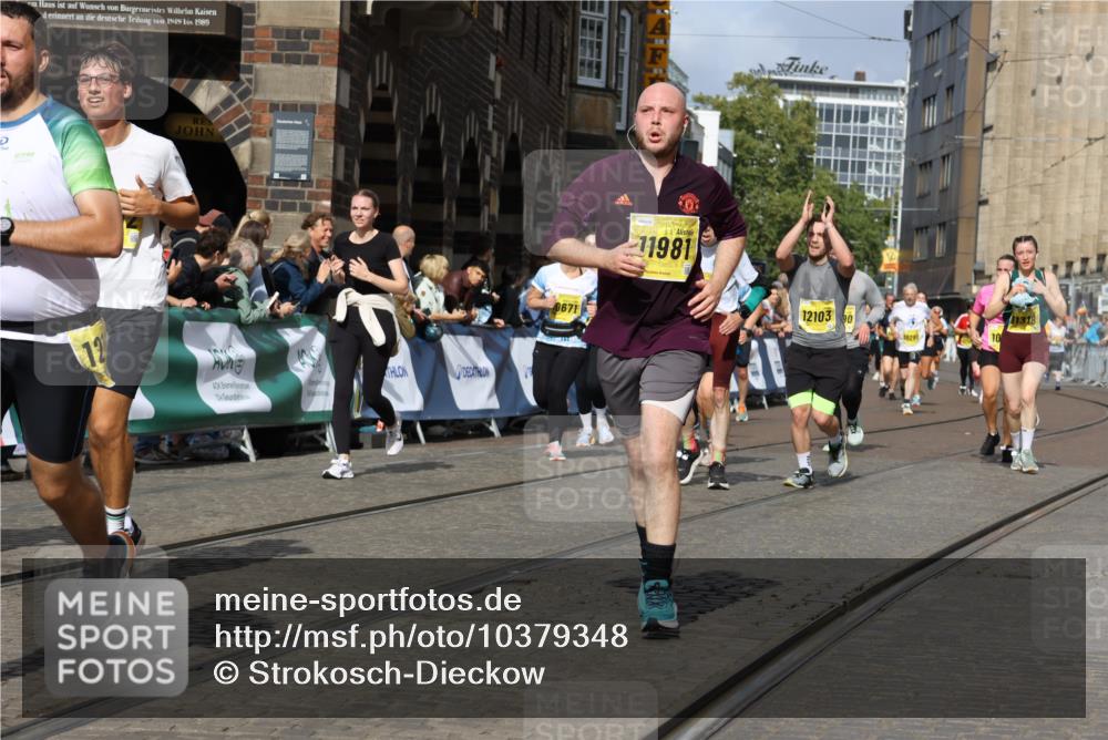13.09.2026 - 21. swb-Marathon Bremen Strokosch-Dieckow http://msf.ph/oto/10379348 13.09.2026 11:04:12 Ziel 10152, 10357, 10403, 10429, 10607, 10659, 10720, 10796, 10918, 11149, 11319, 11325, 11451, 11470, 11471, 11511, 11618, 11868, 11967, 12140, 12260, 12392, 12433, 12504, 10182, 10245, 10291, 10526, 10613, 10755, 11214, 11215, 11248, 11336, 11410, 11720, 11740, 12009, 12929 meine-sportfotos.de