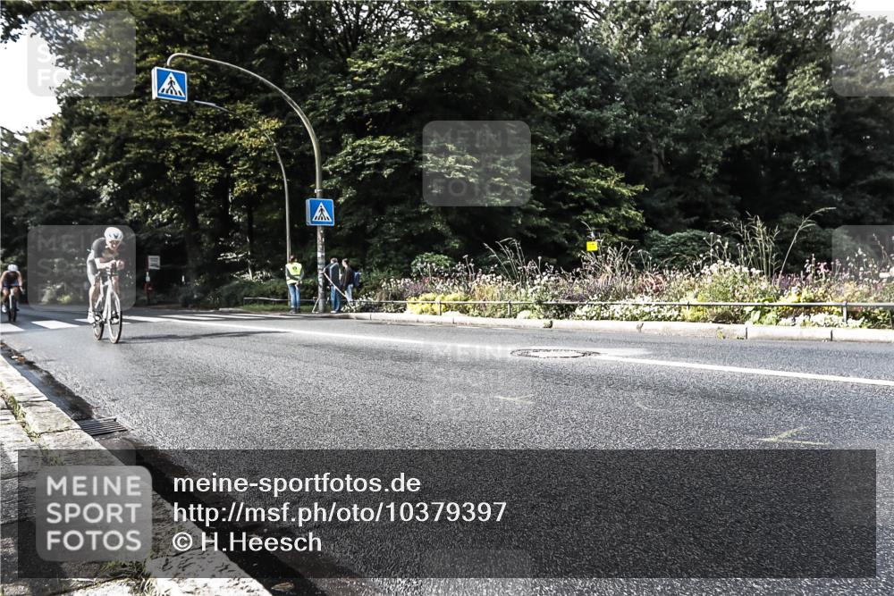 13.09.2026 - Stadtparktriathlon H.Heesch http://msf.ph/oto/10379397 13.09.2026 10:51:17 Radfahren 364, 534 meine-sportfotos.de
