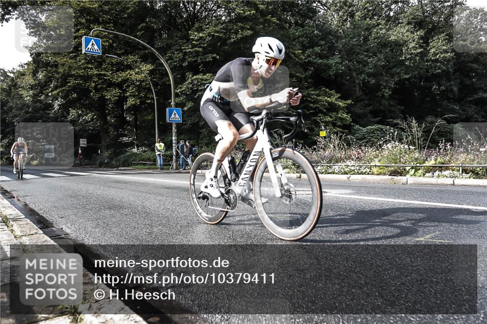 13.09.2026 - Stadtparktriathlon H.Heesch http://msf.ph/oto/10379411 13.09.2026 10:51:17 Radfahren 364, 534 meine-sportfotos.de