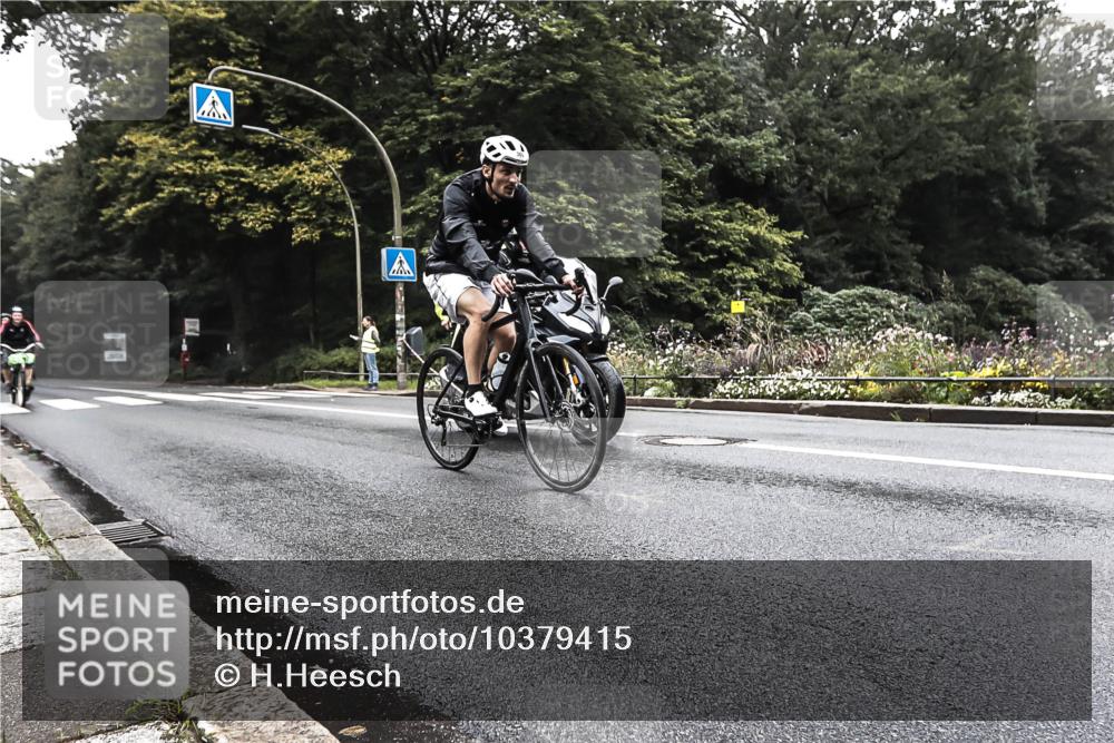 13.09.2026 - Stadtparktriathlon H.Heesch http://msf.ph/oto/10379415 13.09.2026 10:10:36 Radfahren 210, 309, 342 meine-sportfotos.de