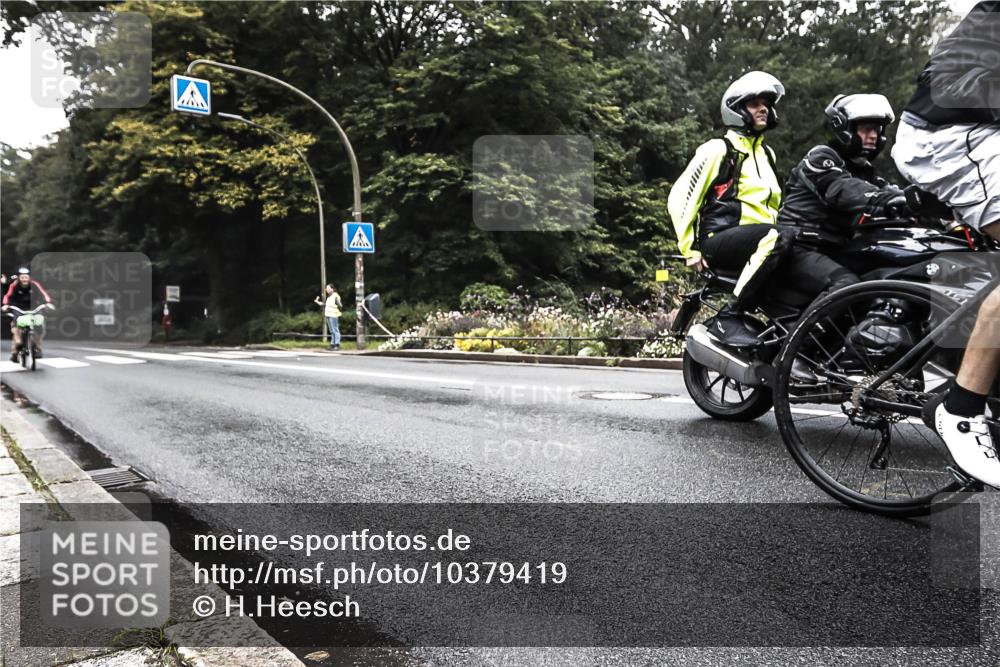 13.09.2026 - Stadtparktriathlon H.Heesch http://msf.ph/oto/10379419 13.09.2026 10:10:37 Radfahren 210, 309, 342 meine-sportfotos.de