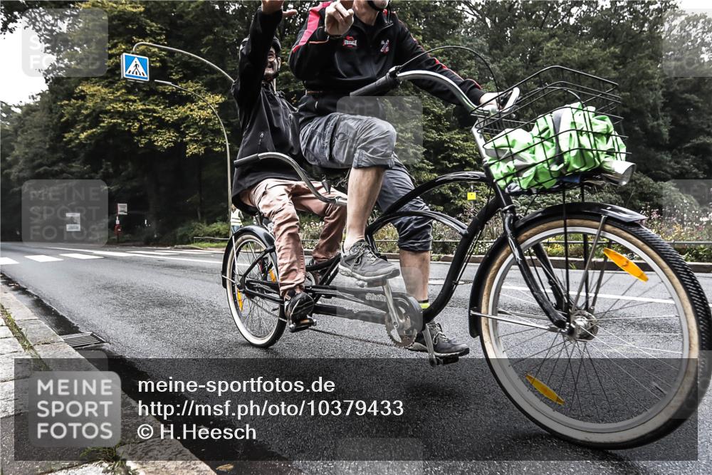 13.09.2026 - Stadtparktriathlon H.Heesch http://msf.ph/oto/10379433 13.09.2026 10:10:39 Radfahren 309, 342 meine-sportfotos.de