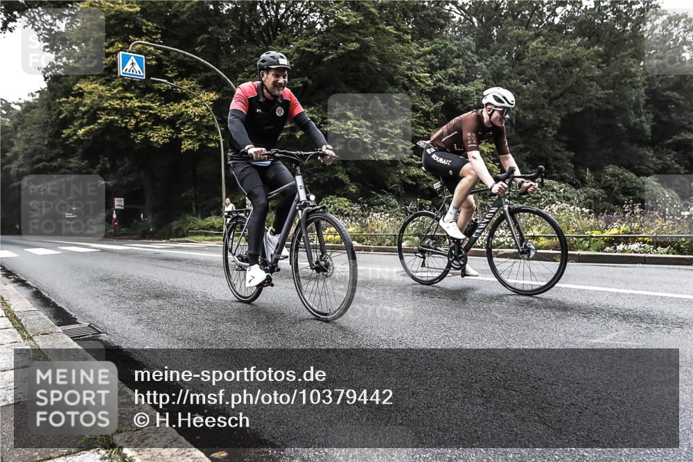 13.09.2026 - Stadtparktriathlon H.Heesch http://msf.ph/oto/10379442 13.09.2026 10:10:48 Radfahren 215, 274, 286 meine-sportfotos.de