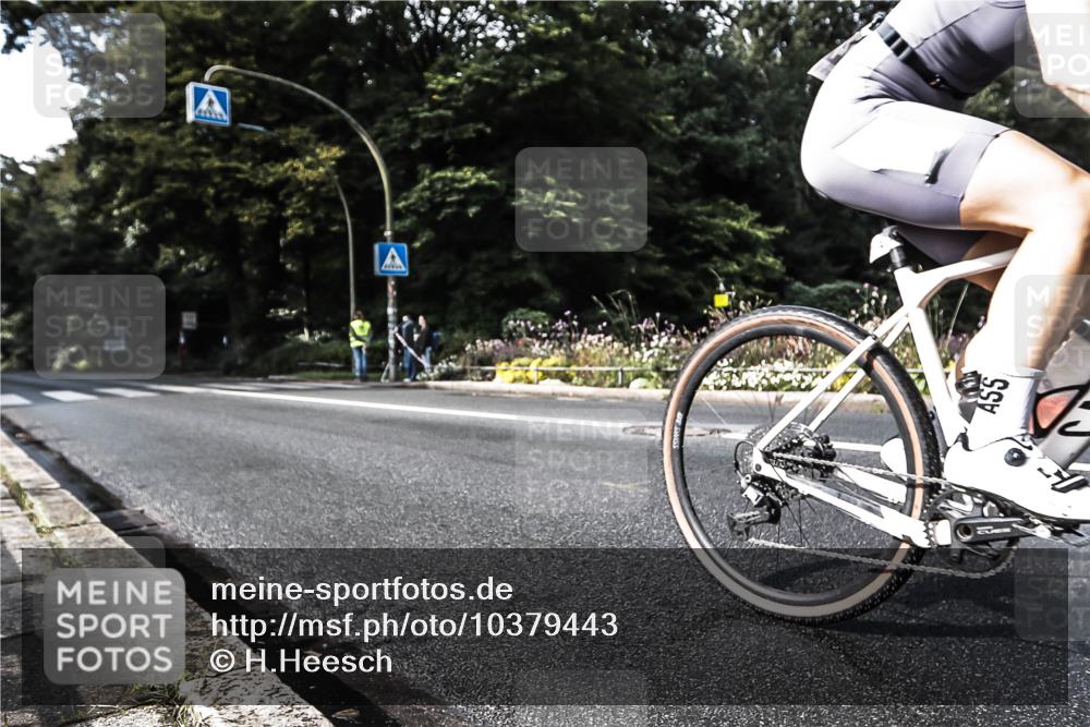 13.09.2026 - Stadtparktriathlon H.Heesch http://msf.ph/oto/10379443 13.09.2026 10:51:19 Radfahren 364, 534 meine-sportfotos.de
