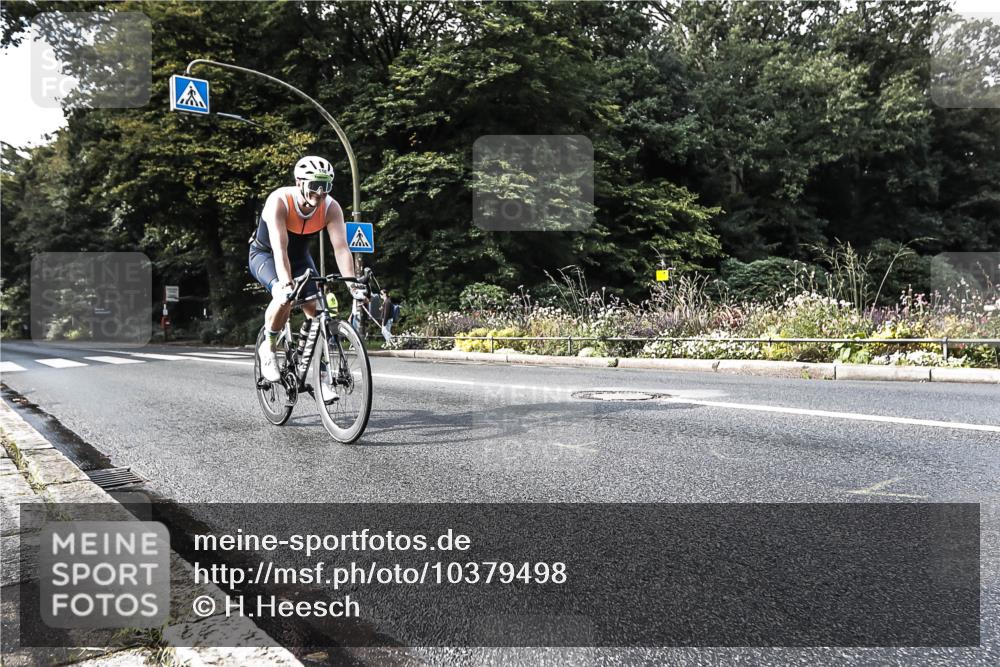 13.09.2026 - Stadtparktriathlon H.Heesch http://msf.ph/oto/10379498 13.09.2026 10:51:24 Radfahren 556 meine-sportfotos.de