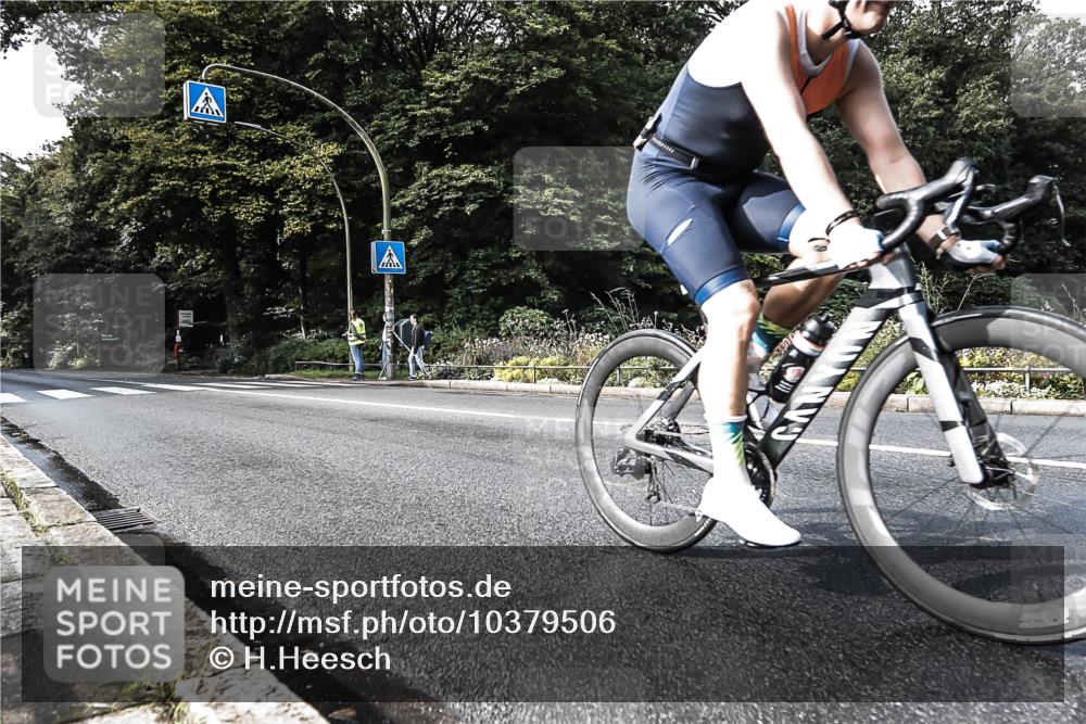 13.09.2026 - Stadtparktriathlon H.Heesch http://msf.ph/oto/10379506 13.09.2026 10:51:24 Radfahren 556 meine-sportfotos.de