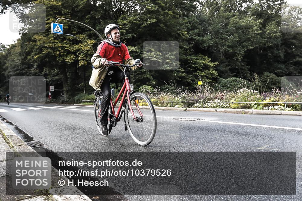 13.09.2026 - Stadtparktriathlon H.Heesch http://msf.ph/oto/10379526 13.09.2026 10:51:36 Radfahren 275, 499 meine-sportfotos.de