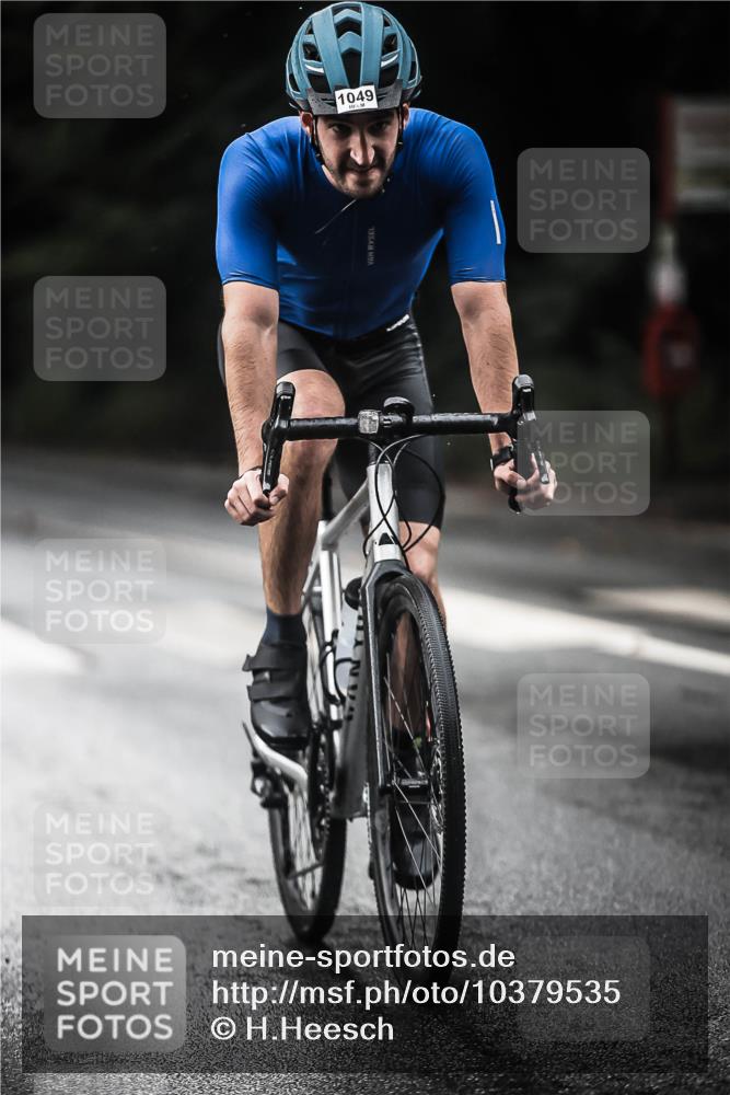 13.09.2026 - Stadtparktriathlon H.Heesch http://msf.ph/oto/10379535 13.09.2026 12:23:11 Radfahren 954, 1049, 1059 meine-sportfotos.de