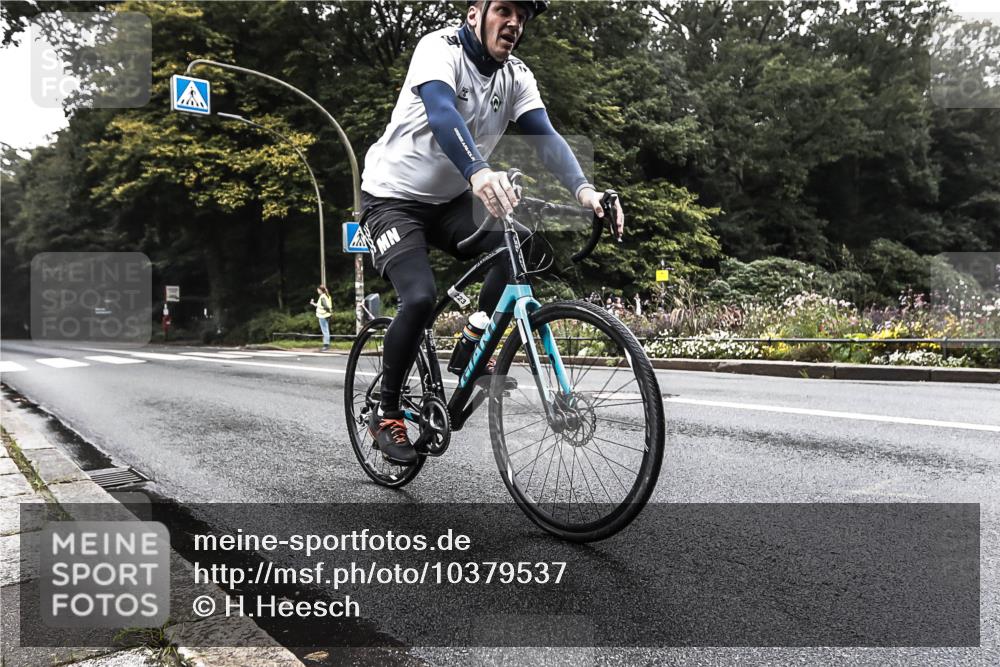 13.09.2026 - Stadtparktriathlon H.Heesch http://msf.ph/oto/10379537 13.09.2026 10:11:42 Radfahren 223 meine-sportfotos.de