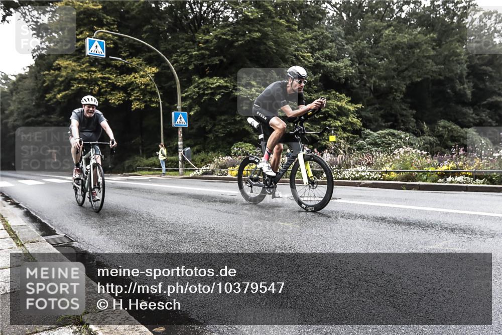 13.09.2026 - Stadtparktriathlon H.Heesch http://msf.ph/oto/10379547 13.09.2026 10:11:48 Radfahren 258, 311, 331 meine-sportfotos.de