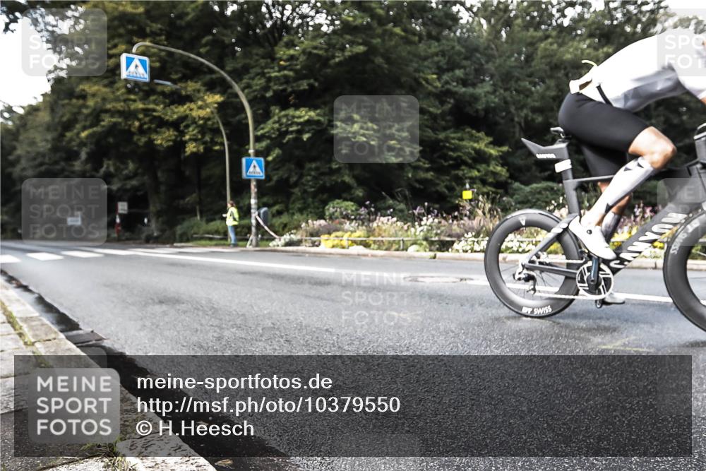 13.09.2026 - Stadtparktriathlon H.Heesch http://msf.ph/oto/10379550 13.09.2026 10:51:41 Radfahren 499, 563 meine-sportfotos.de