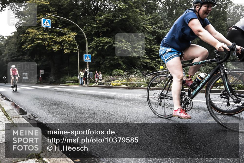 13.09.2026 - Stadtparktriathlon H.Heesch http://msf.ph/oto/10379585 13.09.2026 10:12:04 Radfahren 213, 256, 300, 305, 333, 334, 335 meine-sportfotos.de