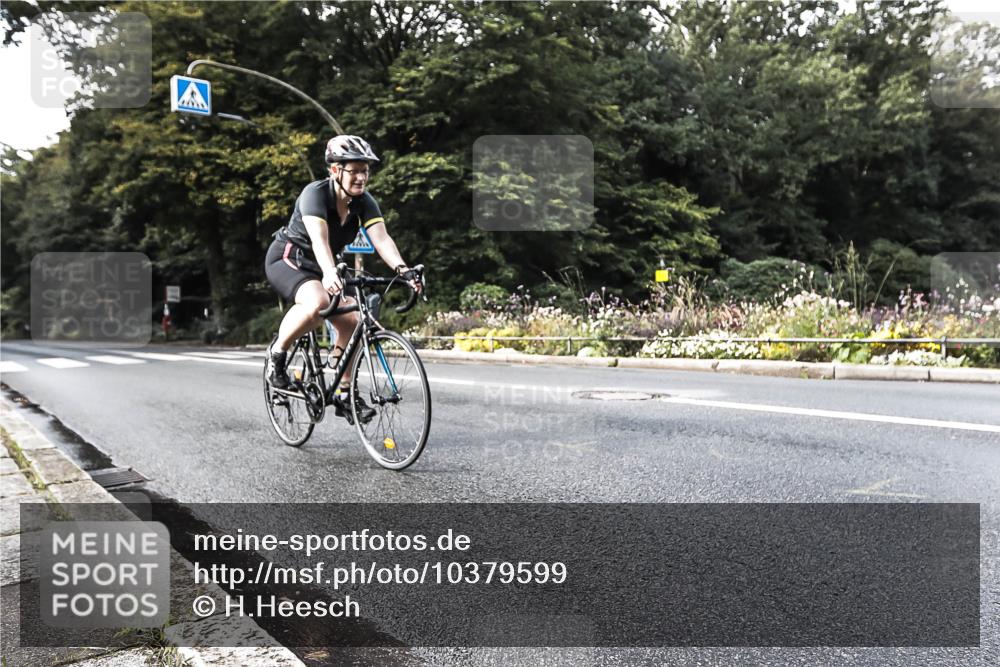 13.09.2026 - Stadtparktriathlon H.Heesch http://msf.ph/oto/10379599 13.09.2026 10:51:58 Radfahren 456, 491, 510, 527, 544 meine-sportfotos.de