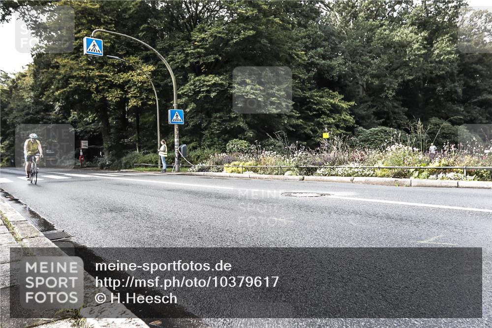 13.09.2026 - Stadtparktriathlon H.Heesch http://msf.ph/oto/10379617 13.09.2026 10:52:02 Radfahren 456, 777 meine-sportfotos.de