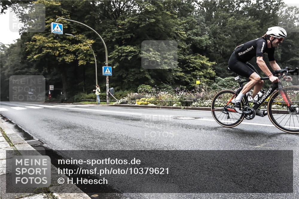 13.09.2026 - Stadtparktriathlon H.Heesch http://msf.ph/oto/10379621 13.09.2026 10:12:23 Radfahren 225, 260, 262, 264 meine-sportfotos.de