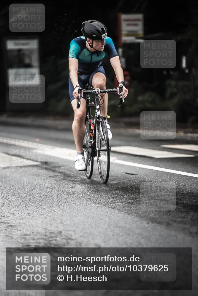 13.09.2026 - Stadtparktriathlon H.Heesch http://msf.ph/oto/10379625 13.09.2026 12:23:28 Radfahren 1022, 1079, 1094 meine-sportfotos.de
