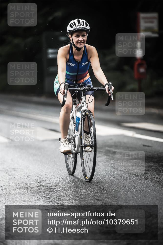 13.09.2026 - Stadtparktriathlon H.Heesch http://msf.ph/oto/10379651 13.09.2026 12:23:30 Radfahren 1011, 1022, 1079, 1094 meine-sportfotos.de