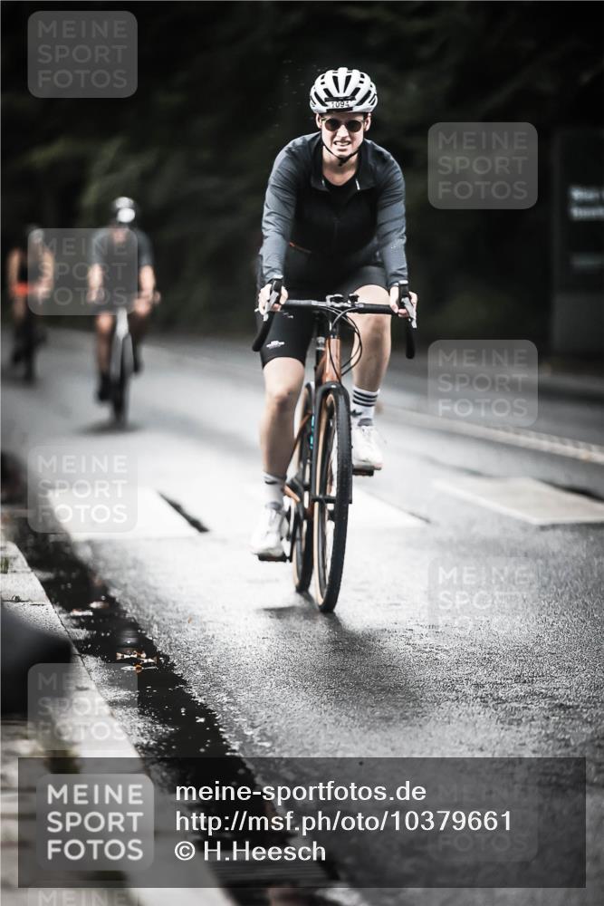 13.09.2026 - Stadtparktriathlon H.Heesch http://msf.ph/oto/10379661 13.09.2026 12:23:33 Radfahren 1001, 1011, 1022, 1079, 1094, 1107 meine-sportfotos.de