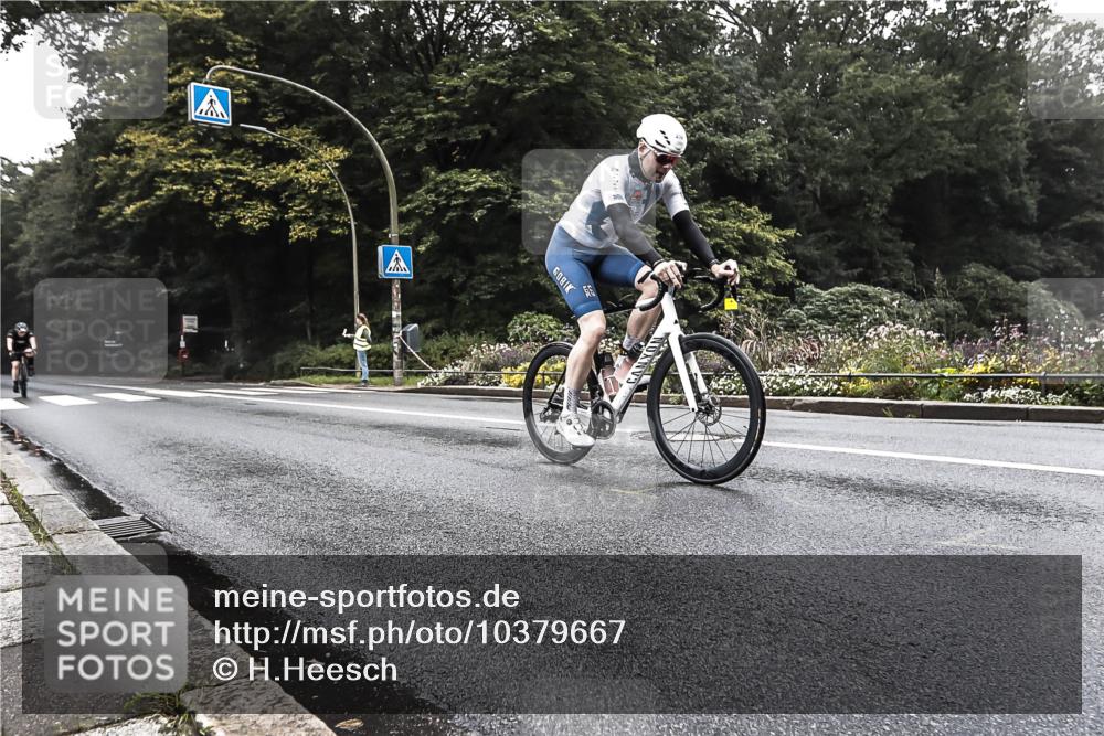 13.09.2026 - Stadtparktriathlon H.Heesch http://msf.ph/oto/10379667 13.09.2026 10:12:52 Radfahren 238, 265, 294, 302 meine-sportfotos.de