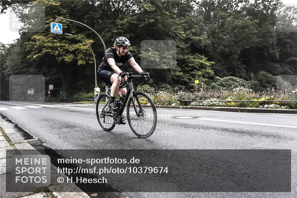13.09.2026 - Stadtparktriathlon H.Heesch http://msf.ph/oto/10379674 13.09.2026 10:12:54 Radfahren 238, 265, 294 meine-sportfotos.de