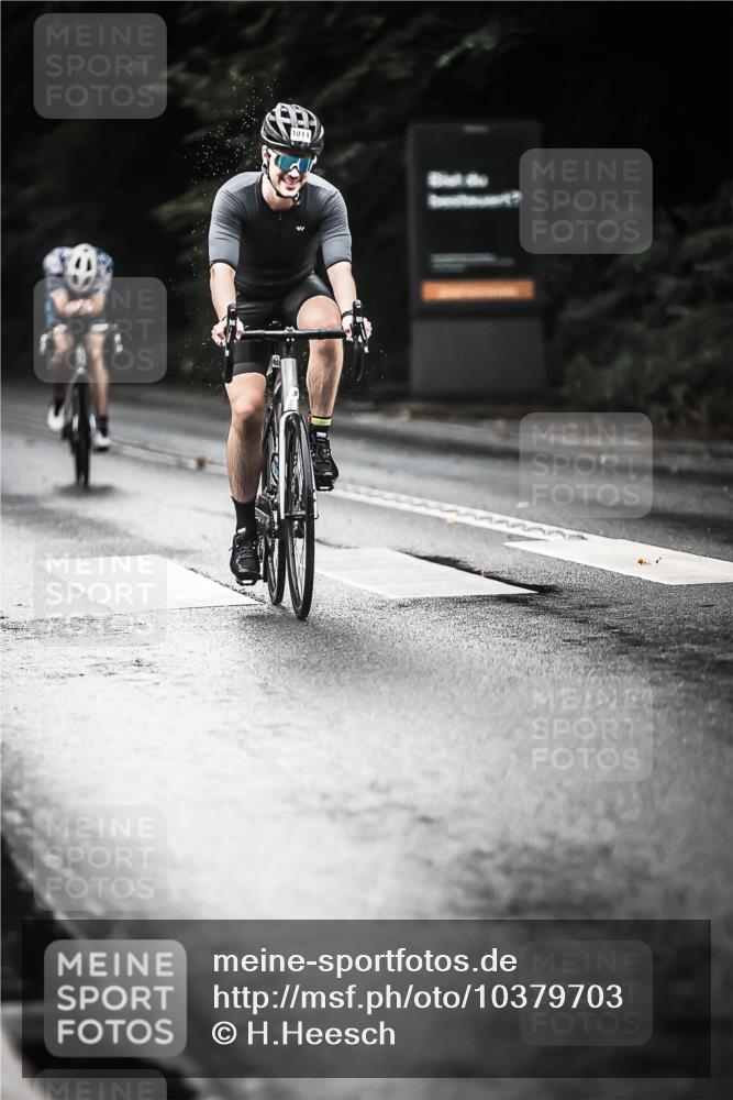 13.09.2026 - Stadtparktriathlon H.Heesch http://msf.ph/oto/10379703 13.09.2026 12:23:36 Radfahren 1001, 1011, 1079, 1094, 1107 meine-sportfotos.de