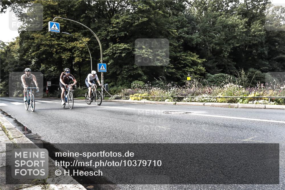 13.09.2026 - Stadtparktriathlon H.Heesch http://msf.ph/oto/10379710 13.09.2026 10:52:11 Radfahren 469, 482, 523, 578 meine-sportfotos.de