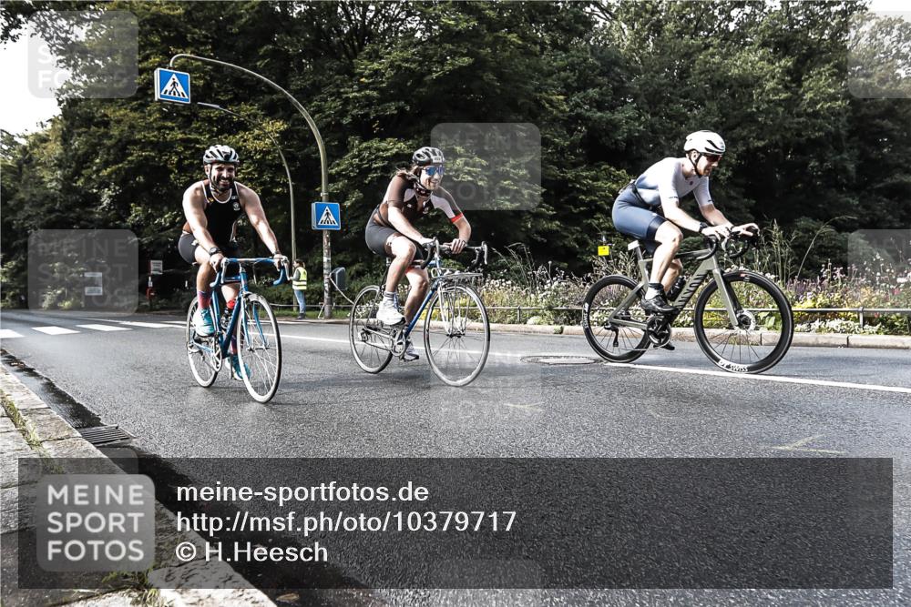 13.09.2026 - Stadtparktriathlon H.Heesch http://msf.ph/oto/10379717 13.09.2026 10:52:12 Radfahren 469, 523, 578 meine-sportfotos.de