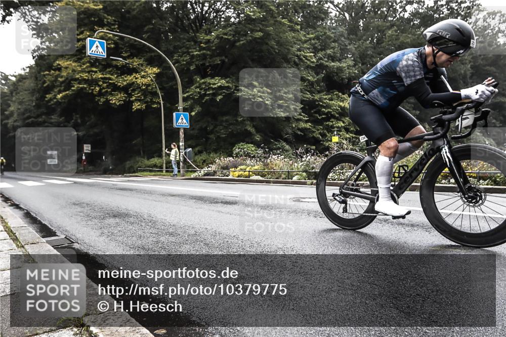 13.09.2026 - Stadtparktriathlon H.Heesch http://msf.ph/oto/10379775 13.09.2026 10:14:19 Radfahren 234 meine-sportfotos.de