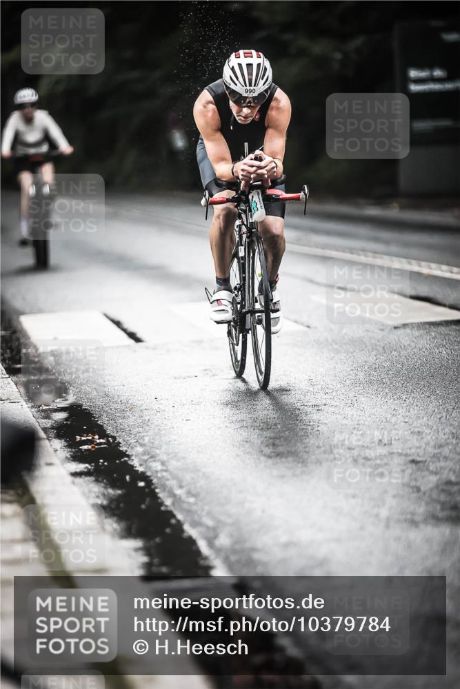 13.09.2026 - Stadtparktriathlon H.Heesch http://msf.ph/oto/10379784 13.09.2026 12:23:44 Radfahren 990, 1001, 1107, 1119 meine-sportfotos.de