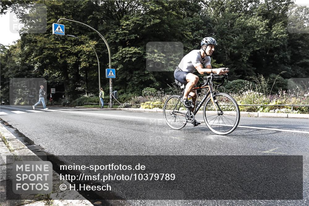 13.09.2026 - Stadtparktriathlon H.Heesch http://msf.ph/oto/10379789 13.09.2026 10:52:18 Radfahren 463, 505 meine-sportfotos.de