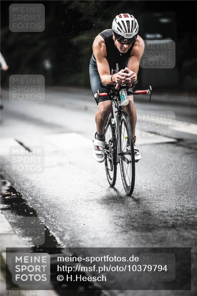 13.09.2026 - Stadtparktriathlon H.Heesch http://msf.ph/oto/10379794 13.09.2026 12:23:44 Radfahren 990, 1001, 1107, 1119 meine-sportfotos.de