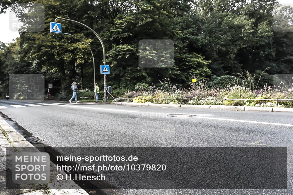 13.09.2026 - Stadtparktriathlon H.Heesch http://msf.ph/oto/10379820 13.09.2026 10:52:19 Radfahren 463, 505 meine-sportfotos.de