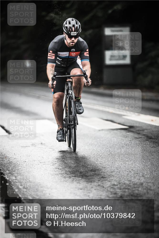 13.09.2026 - Stadtparktriathlon H.Heesch http://msf.ph/oto/10379842 13.09.2026 12:23:54 Radfahren 969, 1064 meine-sportfotos.de