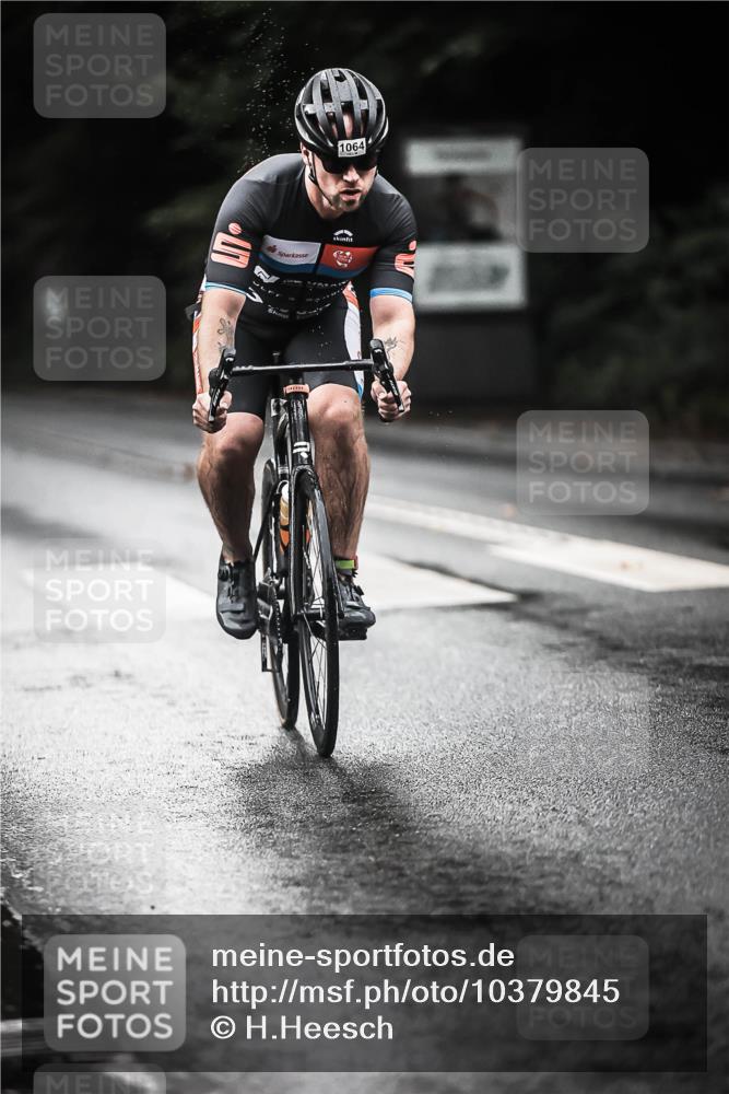 13.09.2026 - Stadtparktriathlon H.Heesch http://msf.ph/oto/10379845 13.09.2026 12:23:54 Radfahren 969, 1064 meine-sportfotos.de