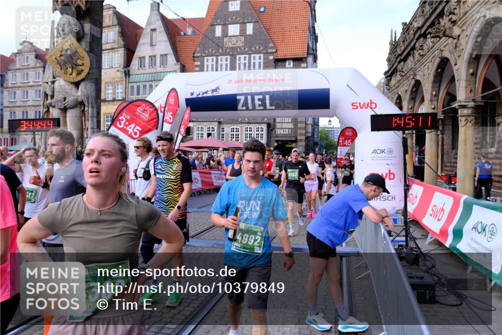 13.09.2026 - 21. swb-Marathon Bremen Tim E. http://msf.ph/oto/10379849 13.09.2026 13:15:33 Ziel 1664, 3357, 3743, 4111, 4382, 4646, 4992, 5003, 5149, 5385, 6011, 6351, 6773, 6902, 7346, 7432, 7497, 7515, 7717, 7730, 8086, 8254, 8255, 9253, 9338, 9363, 9483, 13137, 13139 meine-sportfotos.de