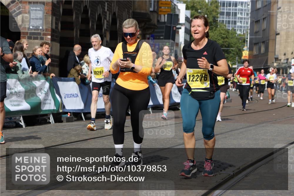 13.09.2026 - 21. swb-Marathon Bremen Strokosch-Dieckow http://msf.ph/oto/10379853 13.09.2026 11:04:20 Ziel 10152, 10357, 10390, 10403, 10429, 10516, 10607, 10659, 10671, 10672, 10720, 10726, 10912, 10913, 10918, 11149, 11318, 11319, 11325, 11451, 11470, 11471, 11511, 11539, 11618, 11909, 11967, 12001, 12103, 12113, 12140, 12260, 12392, 12433, 12504, 10160, 10245, 10526, 10711, 10755, 10877, 11214, 11215, 11248, 11410, 11740, 11761, 11991, 12009, 12929 meine-sportfotos.de