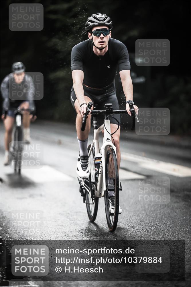 13.09.2026 - Stadtparktriathlon H.Heesch http://msf.ph/oto/10379884 13.09.2026 12:24:01 Radfahren 969, 1188 meine-sportfotos.de