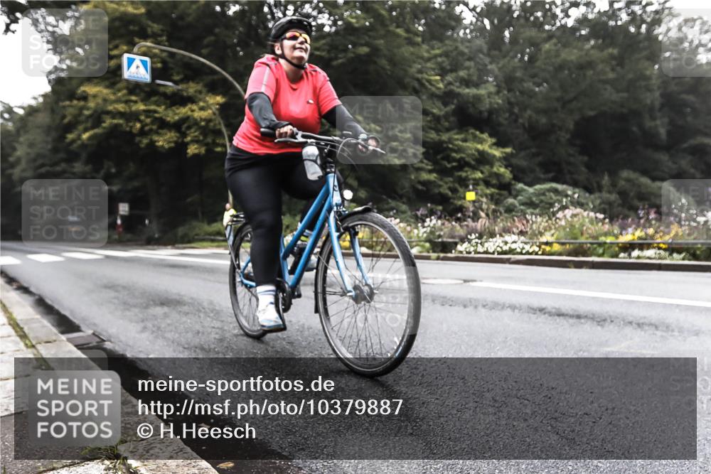 13.09.2026 - Stadtparktriathlon H.Heesch http://msf.ph/oto/10379887 13.09.2026 10:16:02 Radfahren 216, 278 meine-sportfotos.de