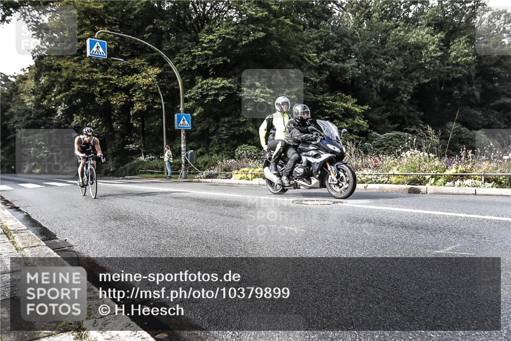 13.09.2026 - Stadtparktriathlon H.Heesch http://msf.ph/oto/10379899 13.09.2026 10:52:23 Radfahren 564 meine-sportfotos.de