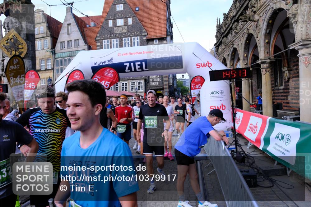 13.09.2026 - 21. swb-Marathon Bremen Tim E. http://msf.ph/oto/10379917 13.09.2026 13:15:35 Ziel 1664, 3357, 3743, 4111, 4382, 4646, 4992, 5003, 5149, 5385, 6011, 6526, 6773, 6902, 7346, 7432, 7497, 7515, 7717, 7730, 8086, 8254, 8255, 9253, 9338, 9483, 13137, 13139 meine-sportfotos.de