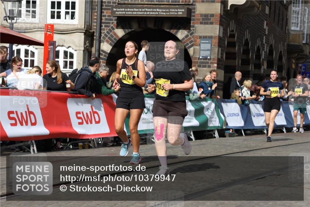 13.09.2026 - 21. swb-Marathon Bremen Strokosch-Dieckow http://msf.ph/oto/10379947 13.09.2026 11:04:25 Ziel 10291, 10390, 10403, 10516, 10607, 10659, 10671, 10672, 10720, 10726, 10912, 10913, 11149, 11221, 11318, 11319, 11470, 11471, 11511, 11539, 11618, 11726, 11909, 12001, 12103, 12113, 12140, 12260, 12276, 12392, 12433, 10160, 10711, 10755, 10877, 11114, 11364, 11592, 11761, 11991 meine-sportfotos.de
