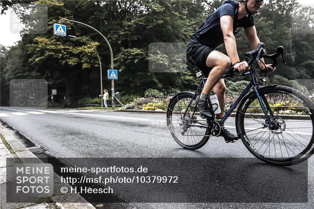 13.09.2026 - Stadtparktriathlon H.Heesch http://msf.ph/oto/10379972 13.09.2026 10:17:00 Radfahren 226 meine-sportfotos.de