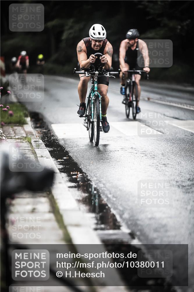 13.09.2026 - Stadtparktriathlon H.Heesch http://msf.ph/oto/10380011 13.09.2026 12:24:23 Radfahren 965, 1025, 1030, 1053, 1186 meine-sportfotos.de