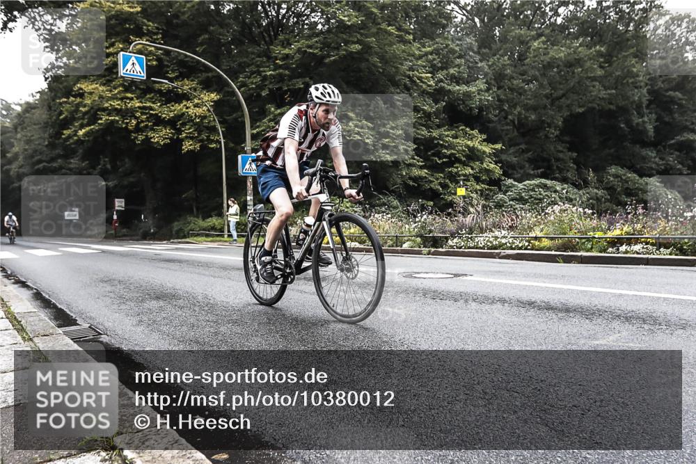 13.09.2026 - Stadtparktriathlon H.Heesch http://msf.ph/oto/10380012 13.09.2026 10:17:33 Radfahren 228, 317 meine-sportfotos.de