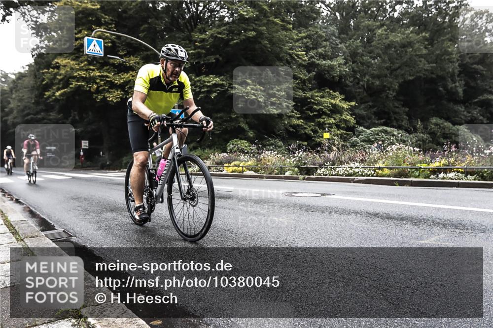13.09.2026 - Stadtparktriathlon H.Heesch http://msf.ph/oto/10380045 13.09.2026 10:18:00 Radfahren 316, 364, 395, 421 meine-sportfotos.de