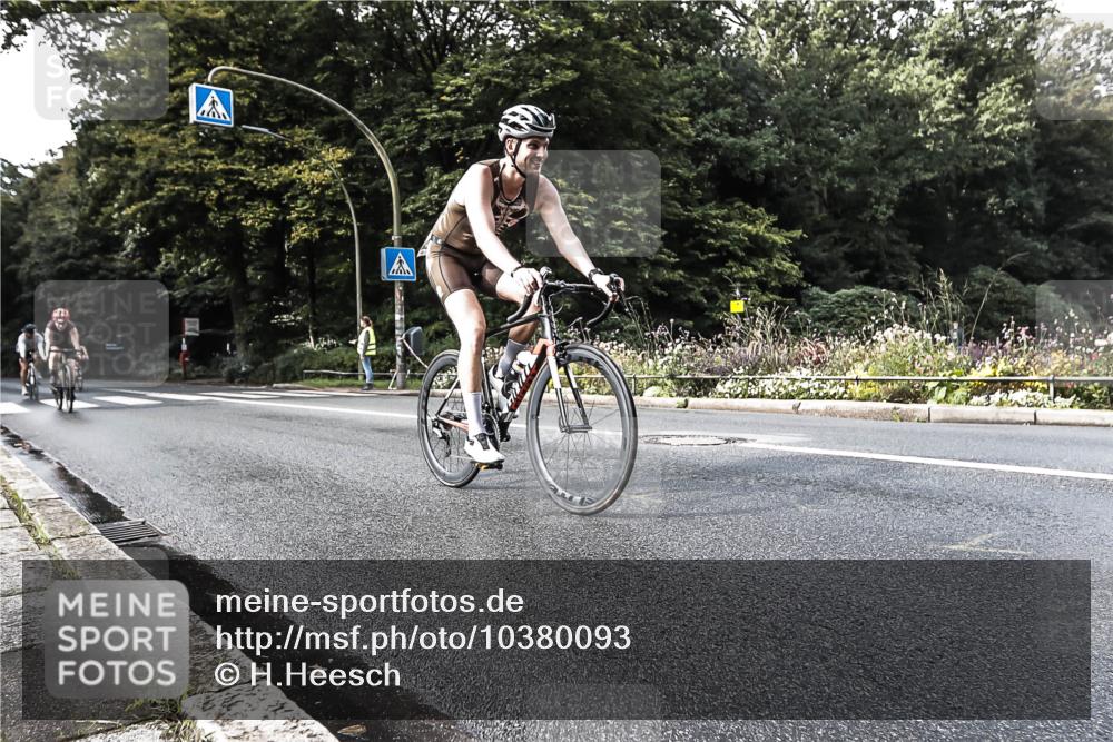 13.09.2026 - Stadtparktriathlon H.Heesch http://msf.ph/oto/10380093 13.09.2026 10:52:34 Radfahren 371, 412, 454, 479, 502, 518, 584 meine-sportfotos.de