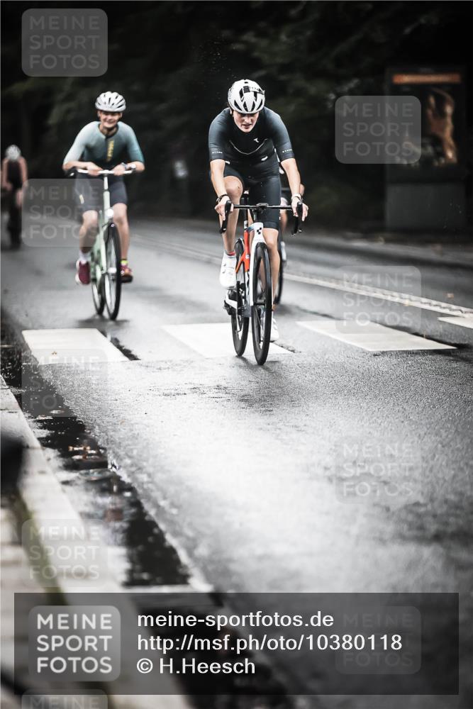 13.09.2026 - Stadtparktriathlon H.Heesch http://msf.ph/oto/10380118 13.09.2026 12:24:37 Radfahren 964, 977, 995, 1039, 1044, 1111, 1114, 1166, 1170, 1174 meine-sportfotos.de