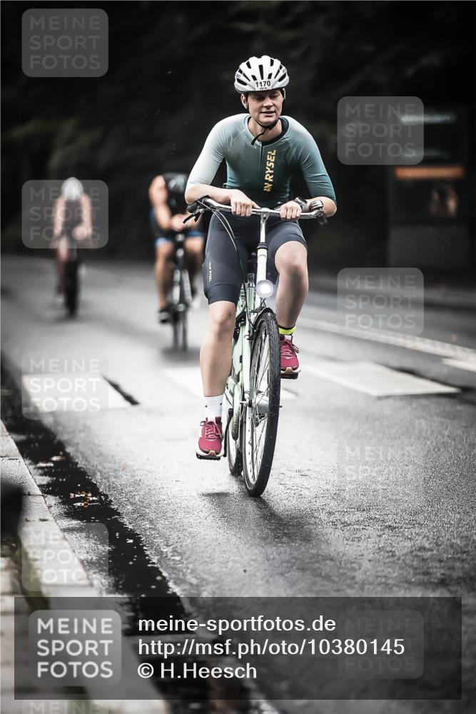 13.09.2026 - Stadtparktriathlon H.Heesch http://msf.ph/oto/10380145 13.09.2026 12:24:39 Radfahren 964, 995, 1039, 1044, 1114, 1166, 1170, 1174 meine-sportfotos.de