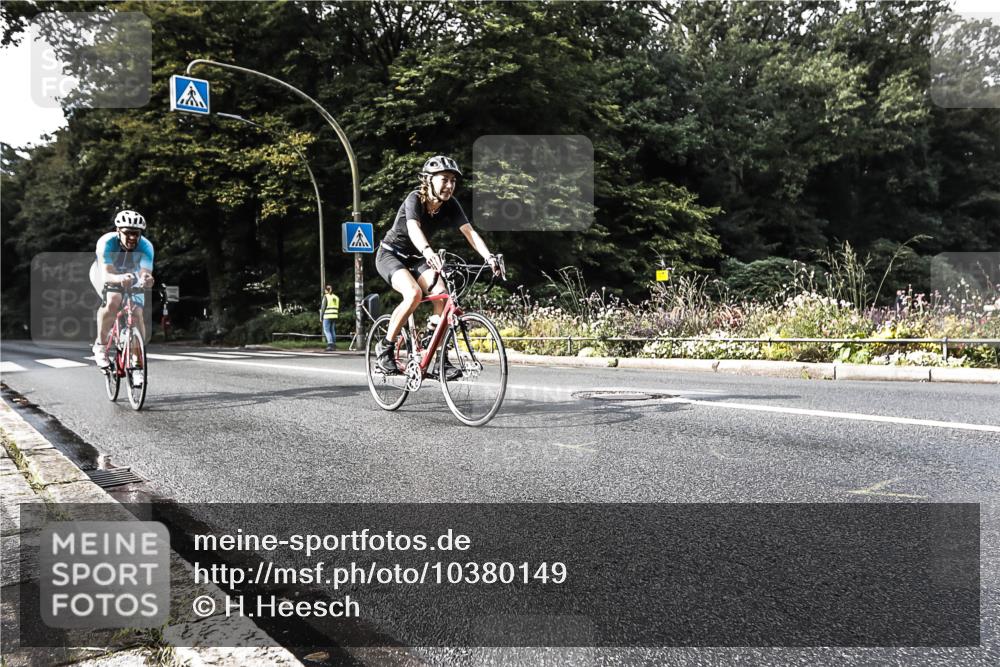 13.09.2026 - Stadtparktriathlon H.Heesch http://msf.ph/oto/10380149 13.09.2026 10:52:37 Radfahren 412, 454, 479, 518, 569, 584 meine-sportfotos.de