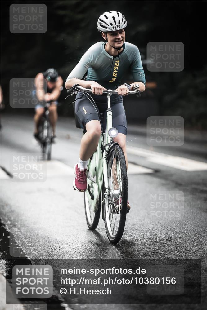 13.09.2026 - Stadtparktriathlon H.Heesch http://msf.ph/oto/10380156 13.09.2026 12:24:39 Radfahren 964, 995, 1039, 1044, 1114, 1166, 1170, 1174 meine-sportfotos.de